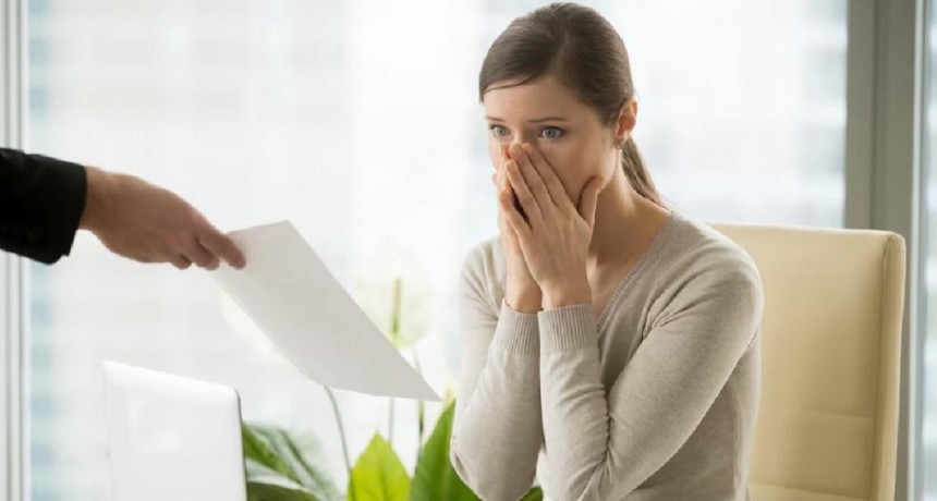 Solo el 29% de los profesionales argentinos est&aacute; conforme con su sueldo