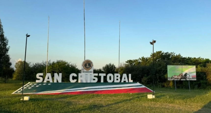 San Crist&oacute;bal, a un mes del horror: entre el asedio medi&aacute;tico y el dif&iacute;cil camino de recuperar el aula