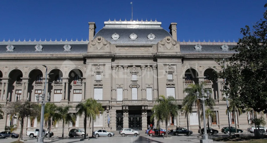 Santa Fe advierte a Naci&oacute;n por Anses: 
