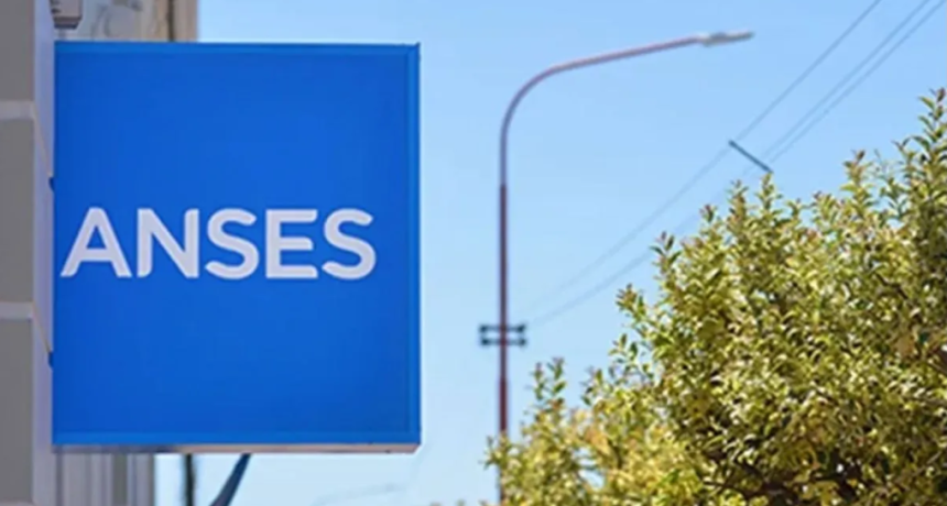 ANSES aument&oacute; las jubilaciones en mayo y paga un bono: c&oacute;mo quedan los montos