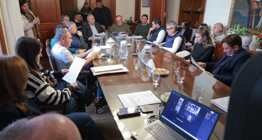 El Senado de Santa Fe recibi&oacute; a funcionarios de Desarrollo productivo para analizar el proyecto de Caminos de la ruralidad