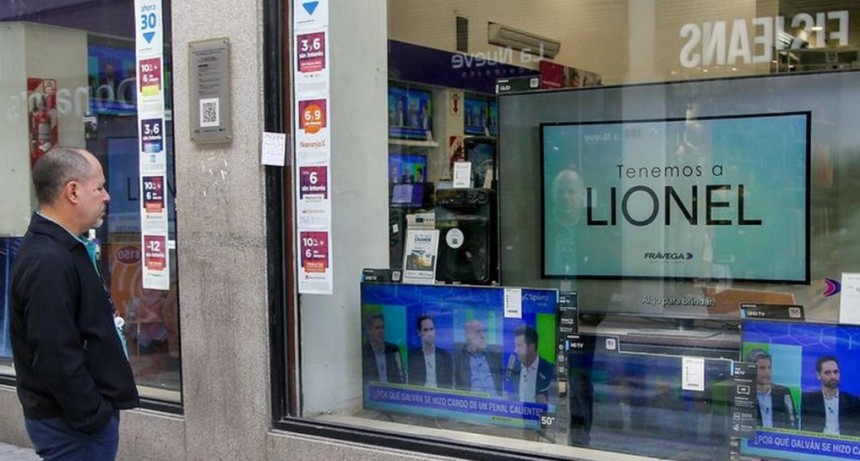 D&oacute;lar: la Argentina qued&oacute; entre los pa&iacute;ses m&aacute;s caros en ropa y electr&oacute;nica