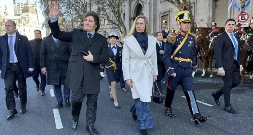 Tedeum, internas y mezquindades: la pol&iacute;tica detr&aacute;s del 25 de Mayo