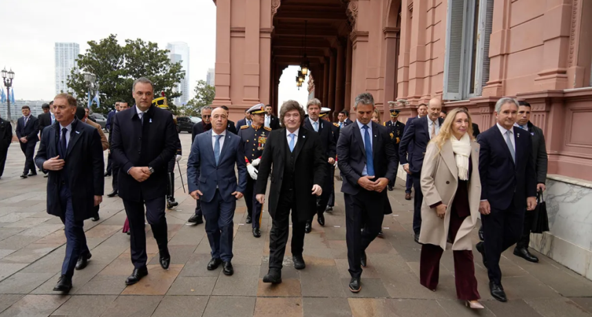 Javier Milei reuni&oacute; a su gabinete en Casa Rosada para aplacar la interna de La Libertad Avanza