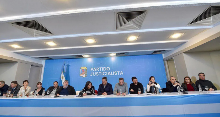 El Consejo Nacional Federal del Partido Justicialista se reunió para definir cómo enfrentar la proscripción de Cristina Kirchner