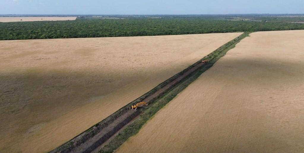 Provincia avanza con obras hídricas estratégicas en el departamento San Cristóbal
