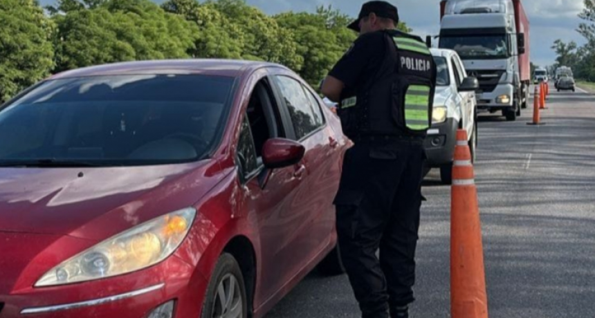 Provincia fiscalizó más de 8 mil vehículos en rutas santafesinas durante el fin de semana largo