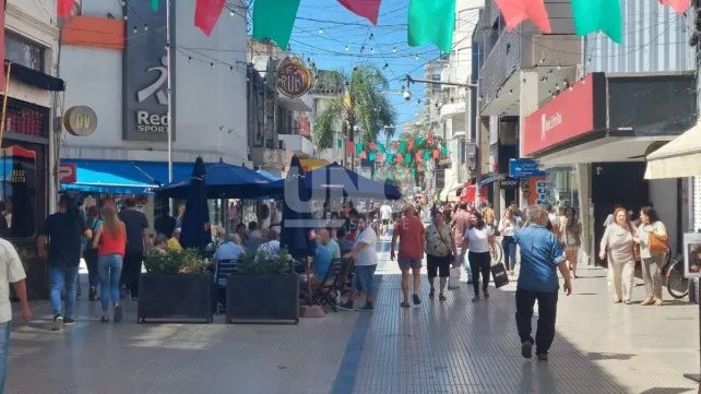 El sindicato de Comercio cerró una paritaria del 101% y el sueldo básico llegará a $182.700