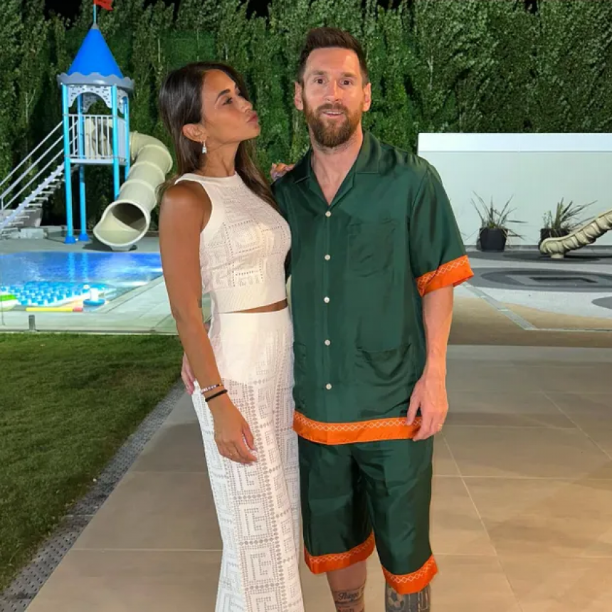 La camisa que us&oacute; Messi en Santa Fe para A&ntilde;o Nuevo est&aacute; agotada