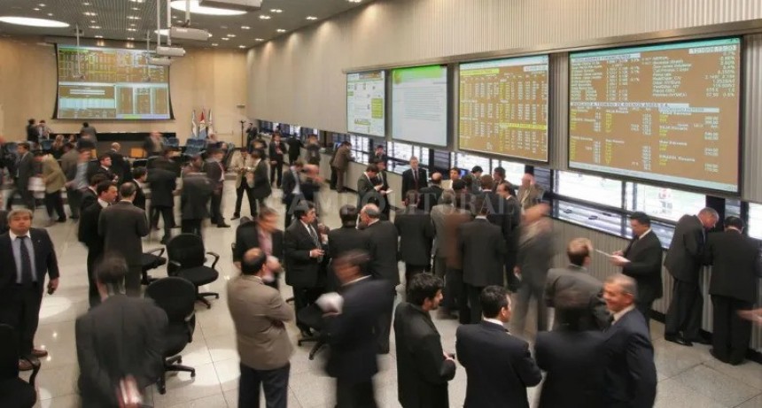  CRA propuso cambiar la pizarra de granos por el mercado a término