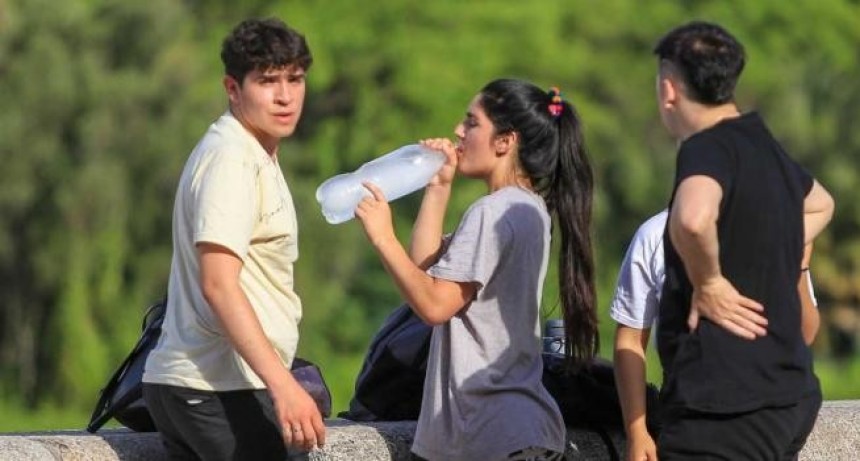 Llega un nueva ola de calor a la región: qué temperaturas se esperan y hasta cuándo se extenderá