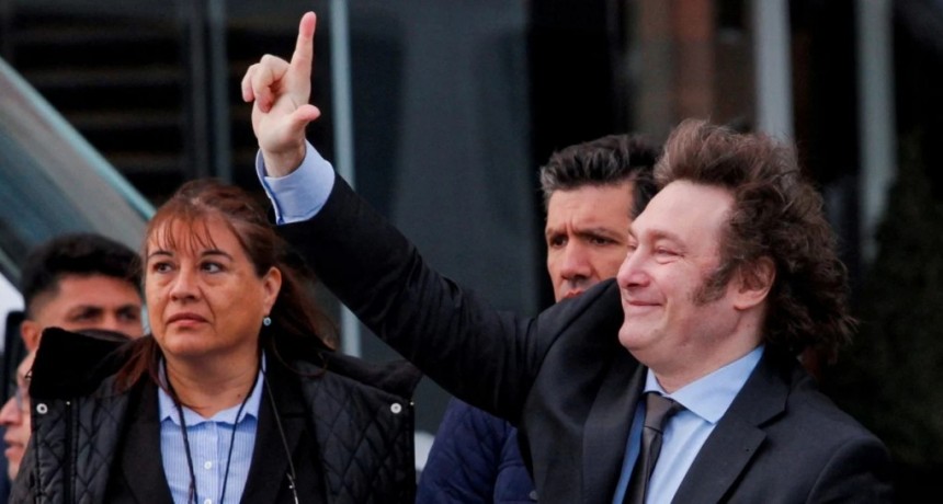 Milei, sobre el mega DNU y la ley ómnibus: 