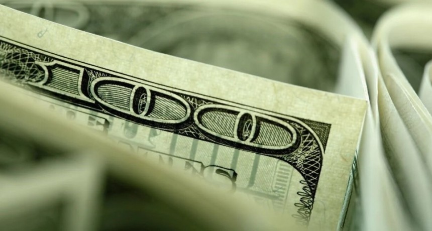 El dólar blue se disparó y alcanzó otro récord: a cuánto cerró este miércoles