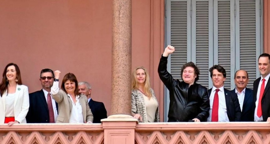 Milei dejó afuera del 16% de aumento a los funcionarios de alto rango