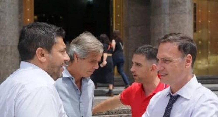 Enrico, tras los dichos de “Toto” Caputo: “Menos amenazas y un poco más de diálogo”