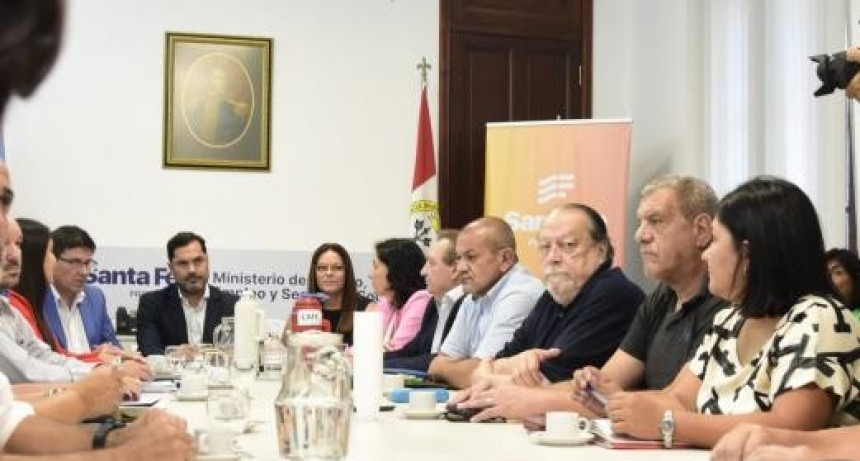 Bayugar dijo que es difícil que las clases comiencen con normalidad el 26 de febrero