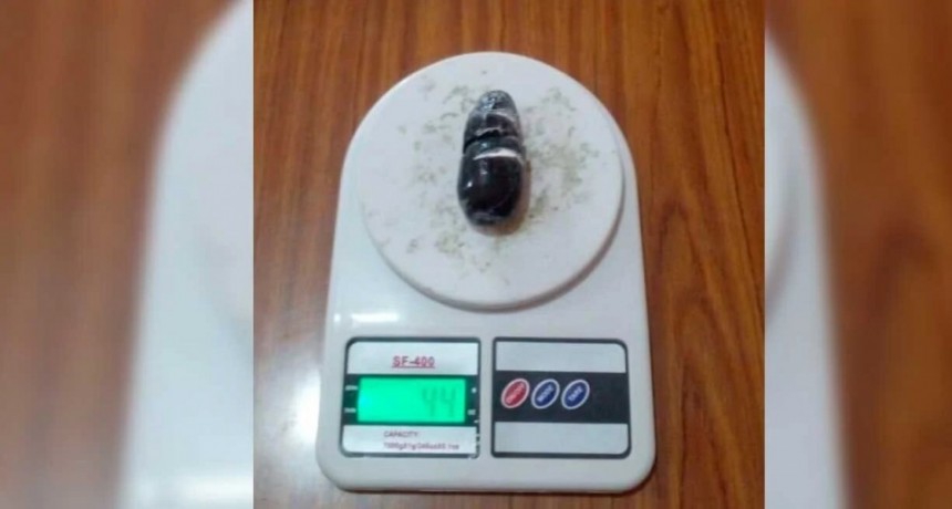 Intentó ingresar cocaína a la cárcel oculta en sus genitales y la descubrieron