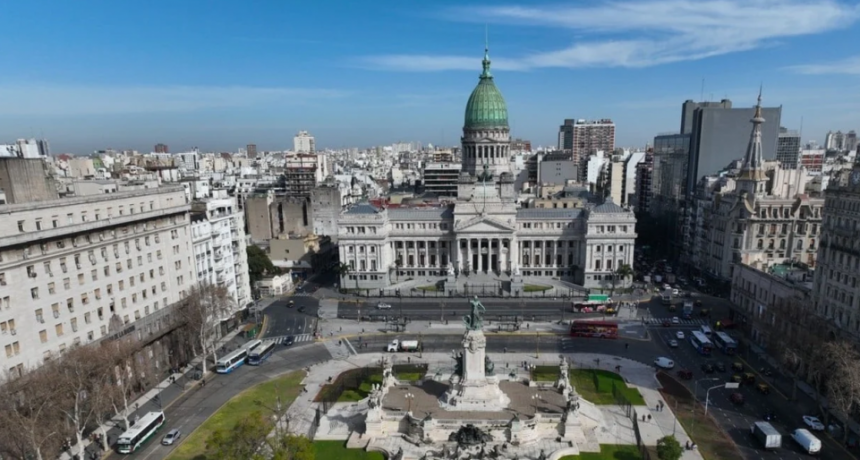 No hay datos que sugieran margen inmediato para bajar impuestos 