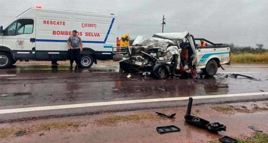 Padre e hijo fallecieron en choque frontal con un camión en la Ruta 34