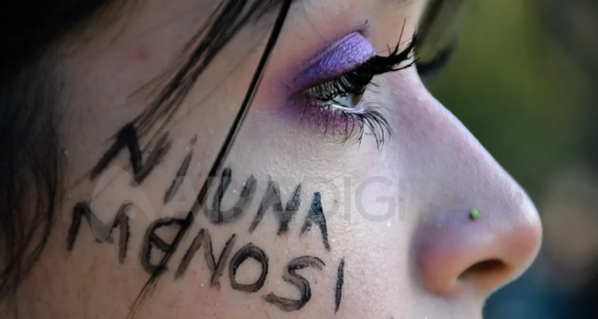 Eliminación del femicidio: un especialista advirtió sobre los riesgos legales de la reforma que busca Javier Milei