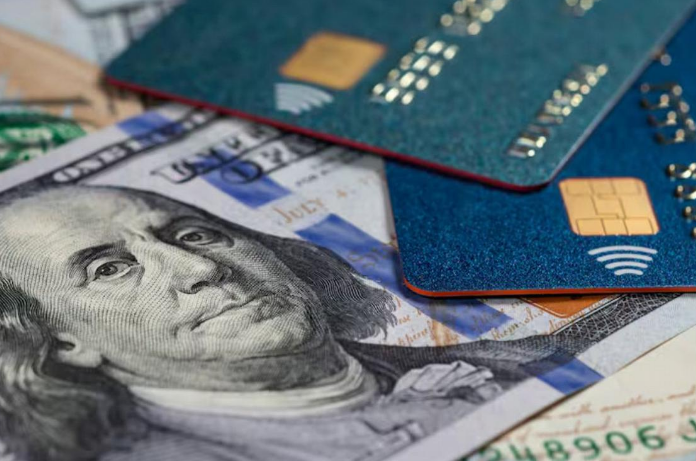 Cómo pedir la devolución del 30% del dólar tarjeta y evitar pagar de más