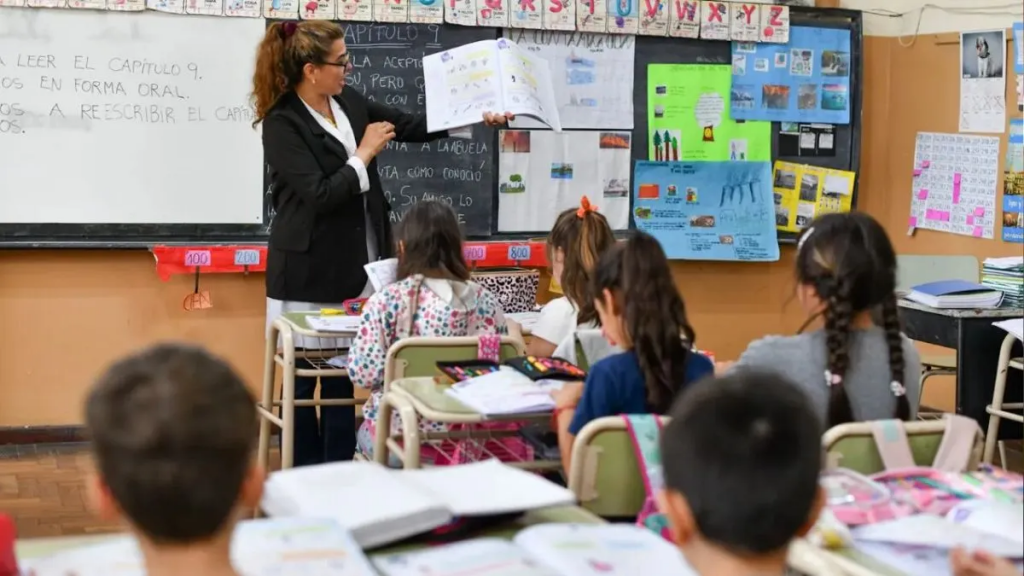 Se abrió el concurso de ascenso docente en Santa Fe: paso a paso, cómo elegir vacantes