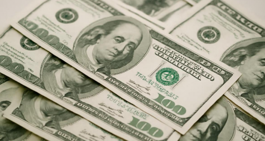 Larga el nuevo d&oacute;lar y el gobierno se tira a la pileta