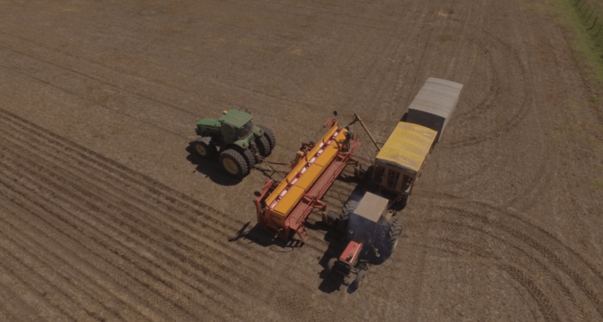 En Santa Fe, eval&uacute;an lanzar una l&iacute;nea de cr&eacute;ditos espec&iacute;fica para contratistas rurales