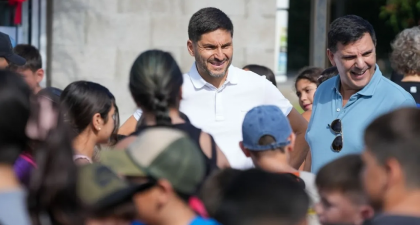 Maximiliano Pullaro sobre las paritarias: "Nunca los empleados p&uacute;blicos van a perder contra la inflaci&oacute;n"