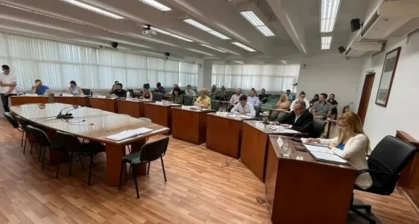 Un concejal de Rafaela se redujo voluntariamente el sueldo y resign&oacute; el aguinaldo