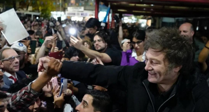 Adorni explic&oacute; por qu&eacute; Milei no entrar&aacute; a caballo en su visita a Jes&uacute;s Mar&iacute;a