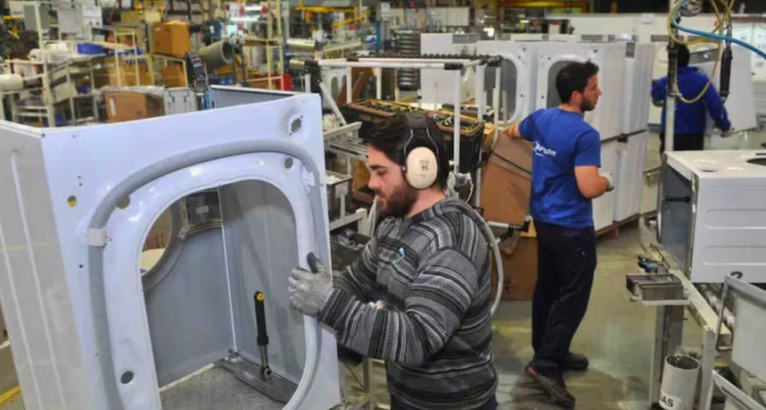 La actividad econ&oacute;mica acentu&oacute; su estancamiento sobre el cierre del a&ntilde;o