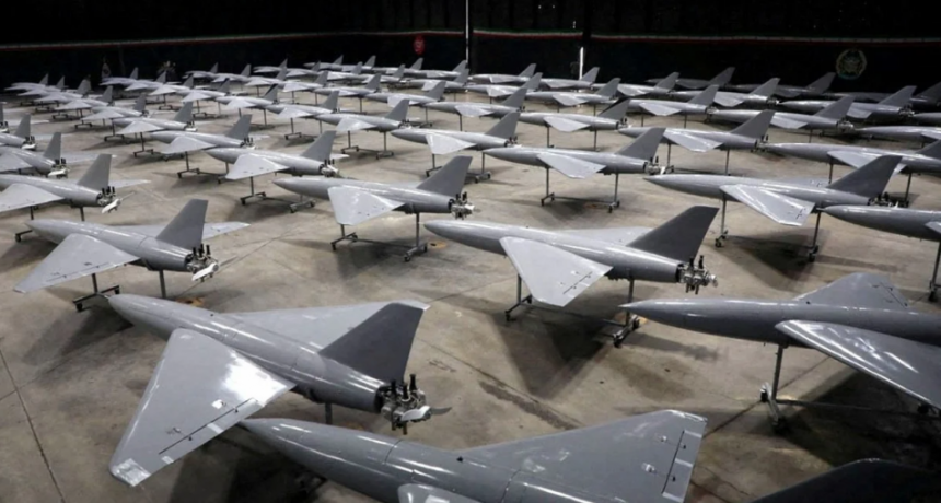 Ir&aacute;n potencia su arsenal con 1.000 drones y Rusia advierte sobre el riesgo de caos por un posible ataque de EE. UU.