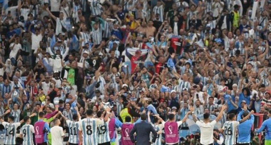 La hinchada argentina se qued&oacute; con la distinci&oacute;n a la mejor del mundo en los premios The Best