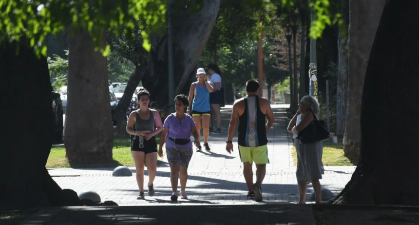 Sigue el calor extremo: Santa Fe, CABA y otras 14 provincias bajo alerta roja