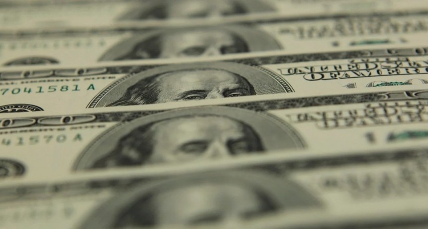 El dólar blue no detiene su baja: a cuánto cerró este jueves