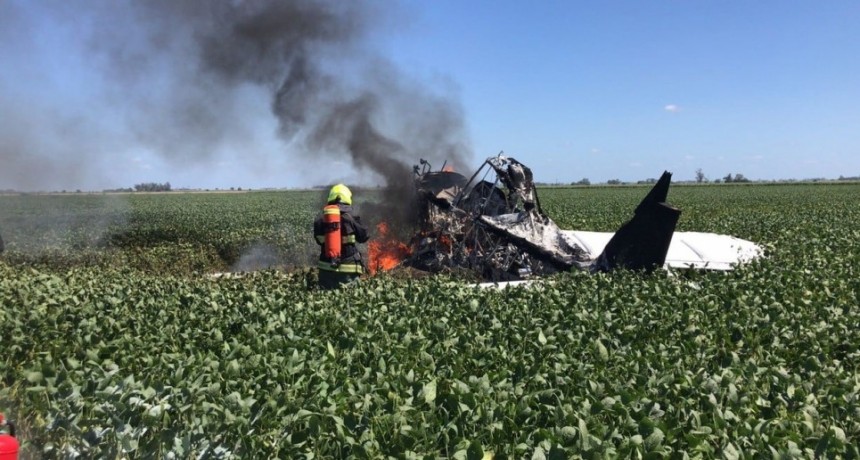 De milagro no fue una tragedia: se cayó una avioneta en un campo de Villa Eloisa