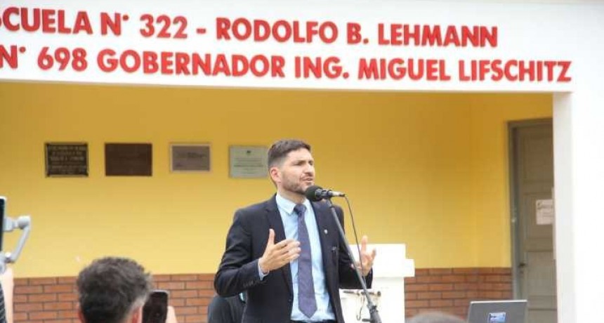 Pullaro en el inicio de clases: “Vamos a construir 1000 aulas en toda la provincia”  