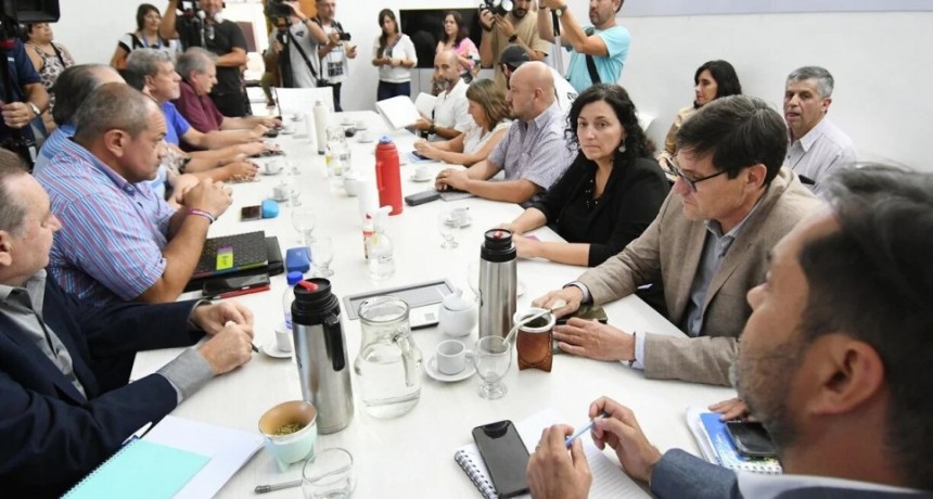 Paritaria docente: gremios pretenden una mejora que 