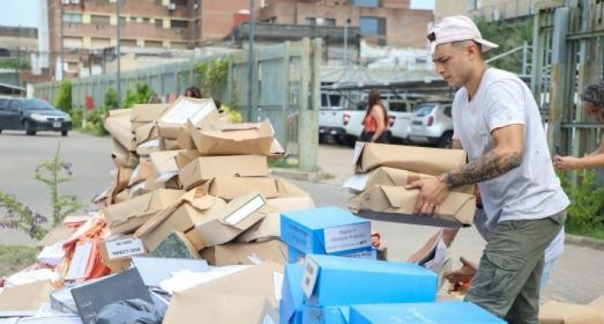 Despapelización: ya se descartaron 70 toneladas de papel en toda la administración provincial