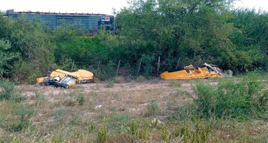 Investigan el hallazgo de restos de una avioneta en una zona montuosa de Villa Mailín