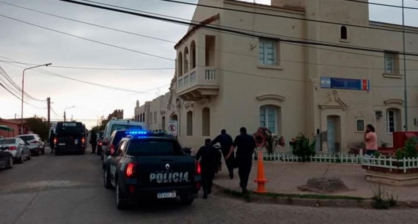 Quisieron ingresar droga a la alcaidía de Añatuya y fueron descubiertos