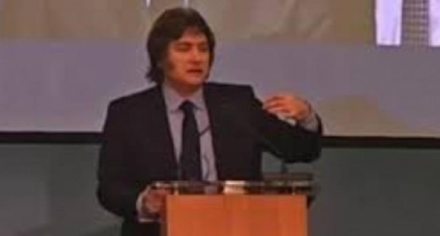 La furia de Javier Milei por un teléfono que sonaba durante su discurso
