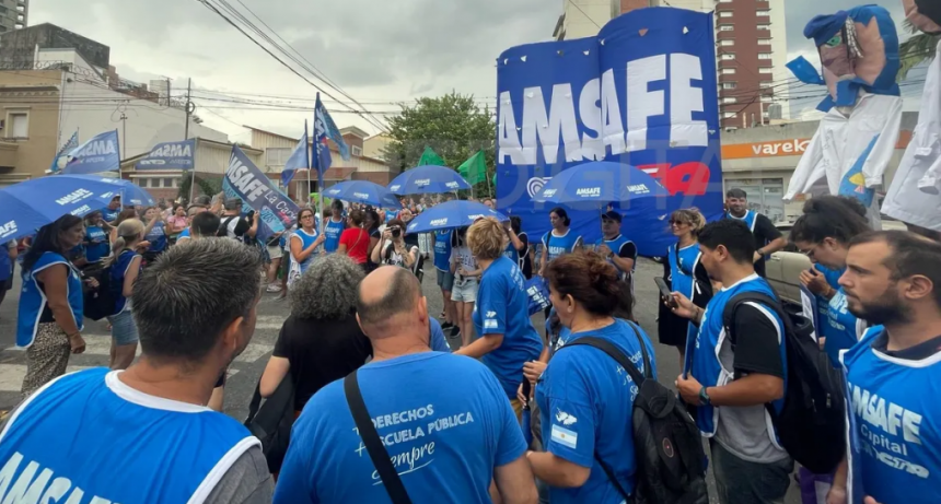 Marcha docente en Santa Fe: 