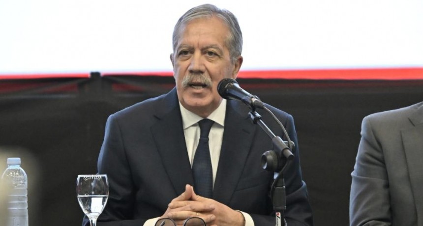 El Gobernador convocar&aacute; a la Mesa de Di&aacute;logo y Trabajo para definir la pauta salarial 2026