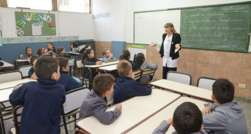 Asistencia Perfecta en Santa Fe: cambios, premios y fecha de pago para docentes y directivos