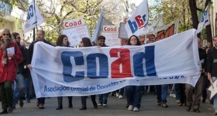 Docentes de la UNR parar&aacute;n 24 horas contra la reforma laboral