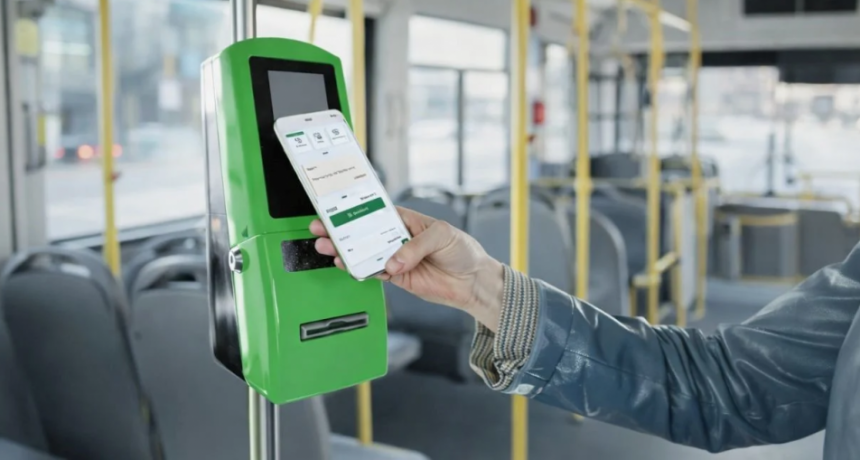 Banco Santa Fe lanza una promoci&oacute;n para viajar gratis en colectivo pagando con la app