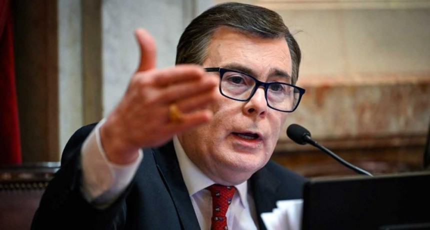 Zamora vot&oacute; en contra de la reforma laboral y pidi&oacute; &ldquo;consenso social&rdquo; para una pol&iacute;tica de Estado en empleo