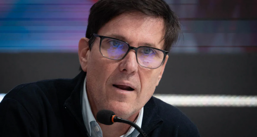 Jos&eacute; Goity: "Ning&uacute;n docente de grado con 25 horas semanales sin antig&uuml;edad va a ganar menos de $ 1.300.000"